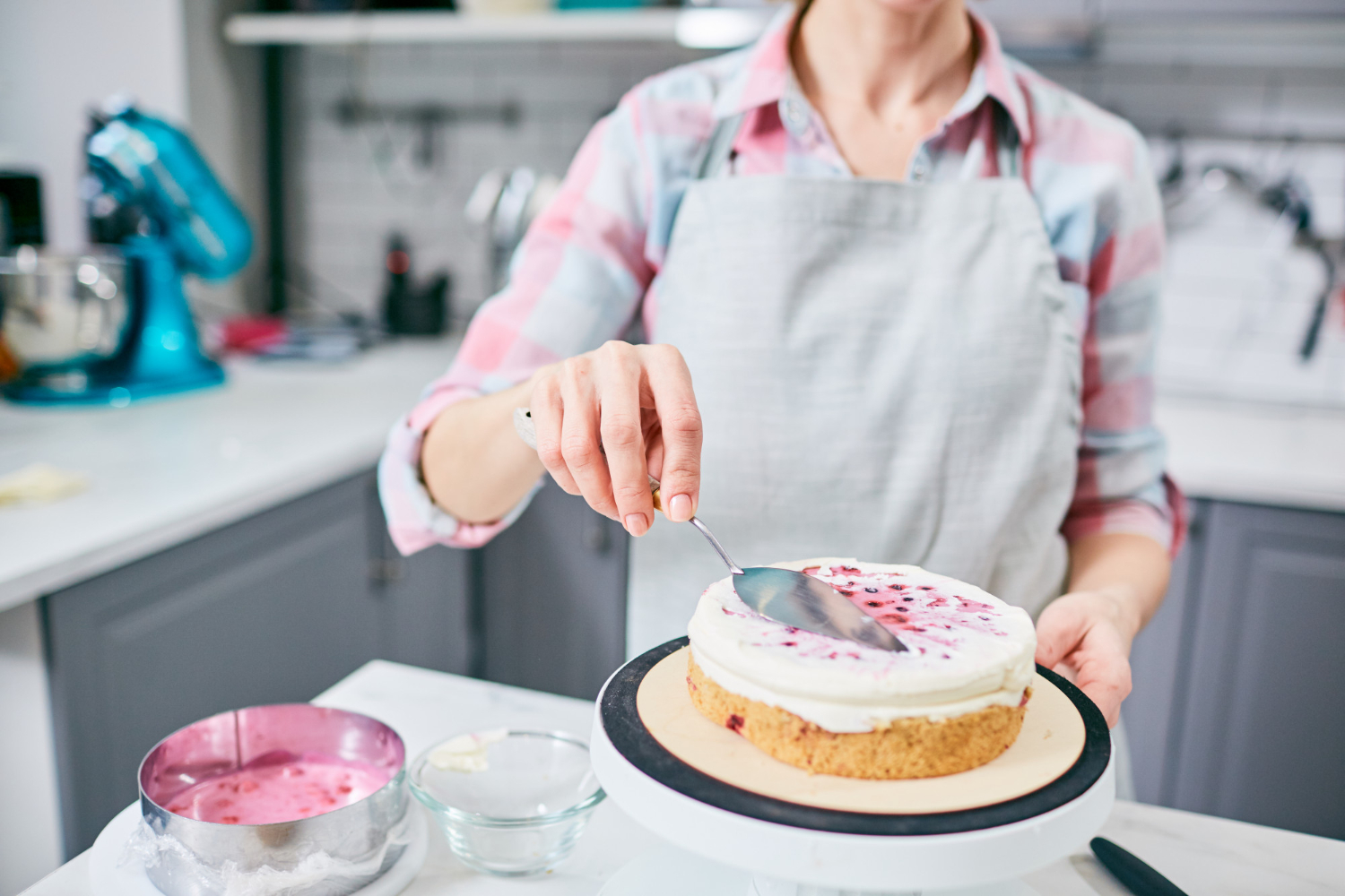 cake baking