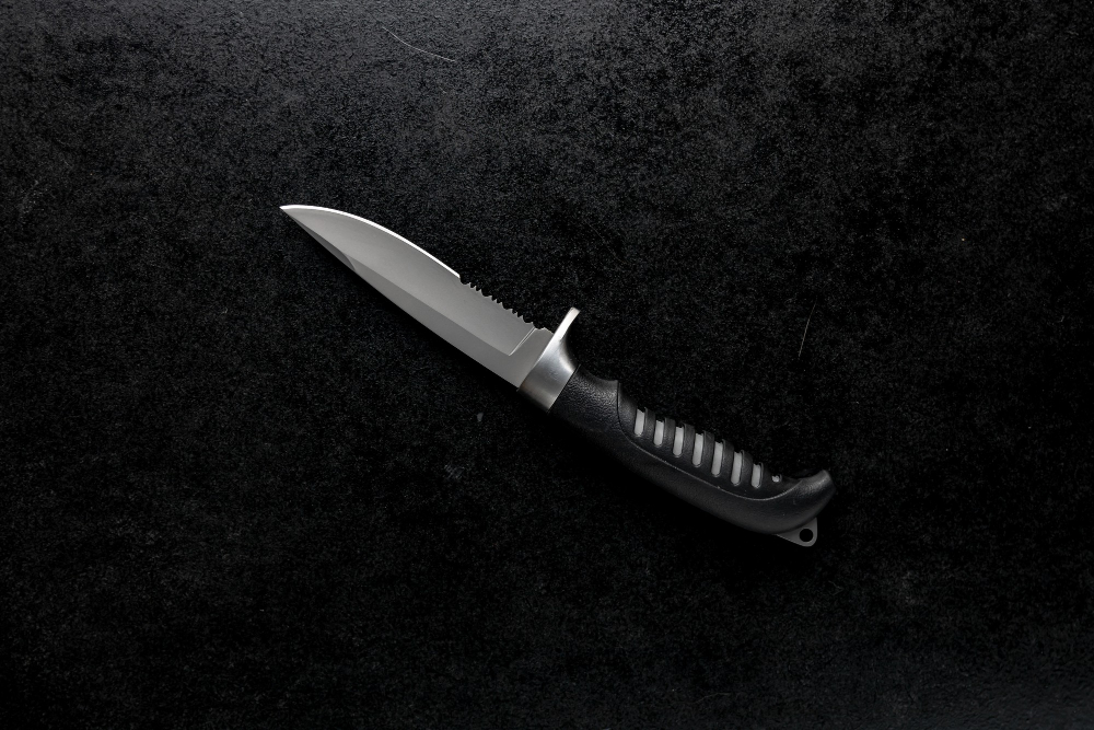 blade edge metal