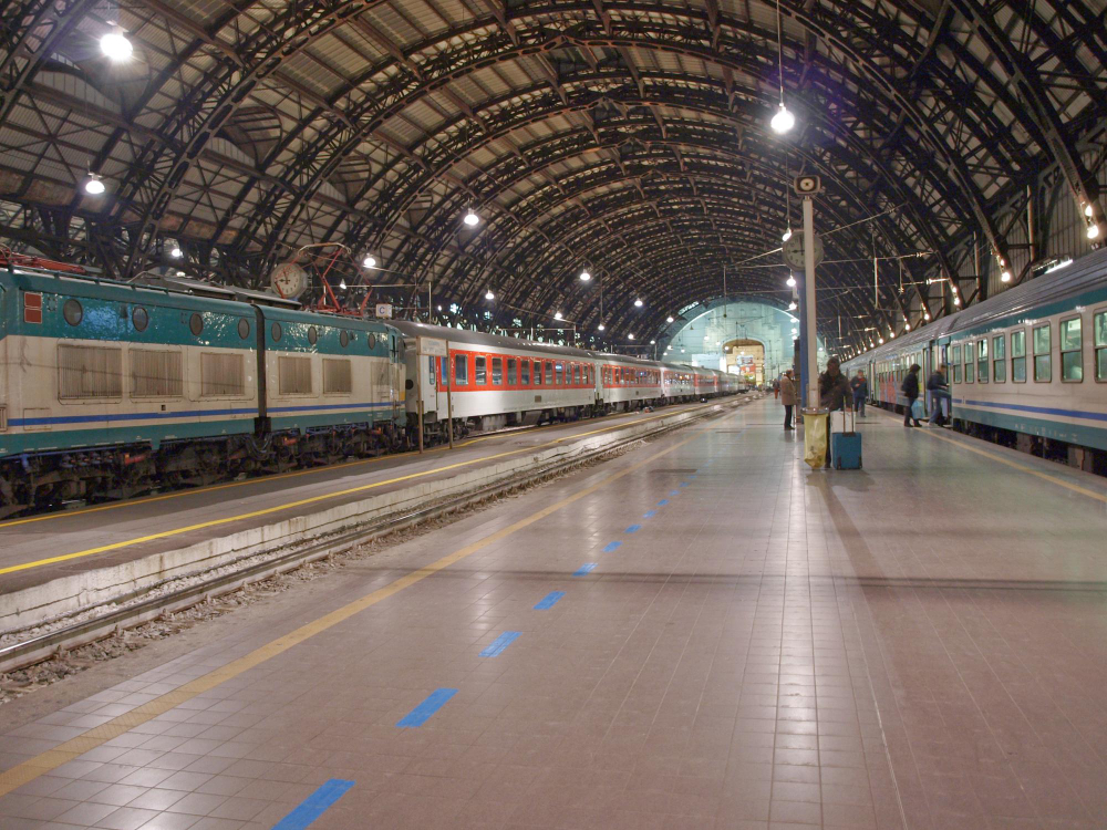 railway station platform