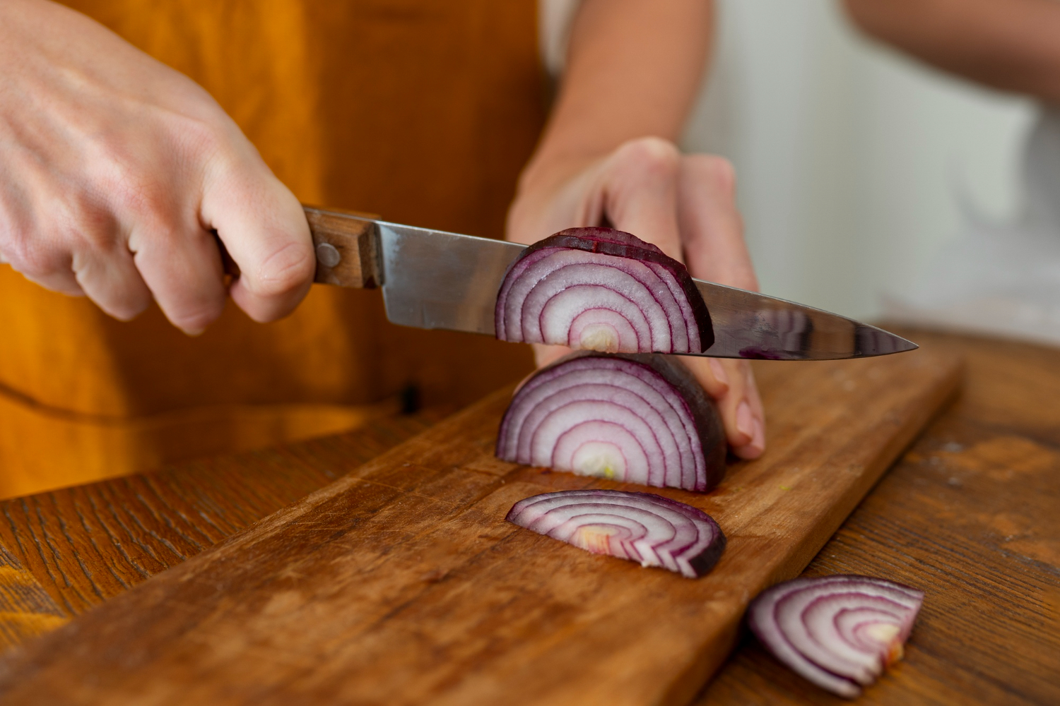 sliced onion