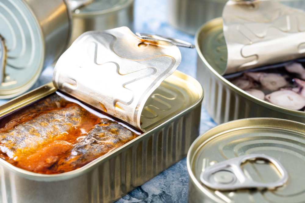 tin cans food