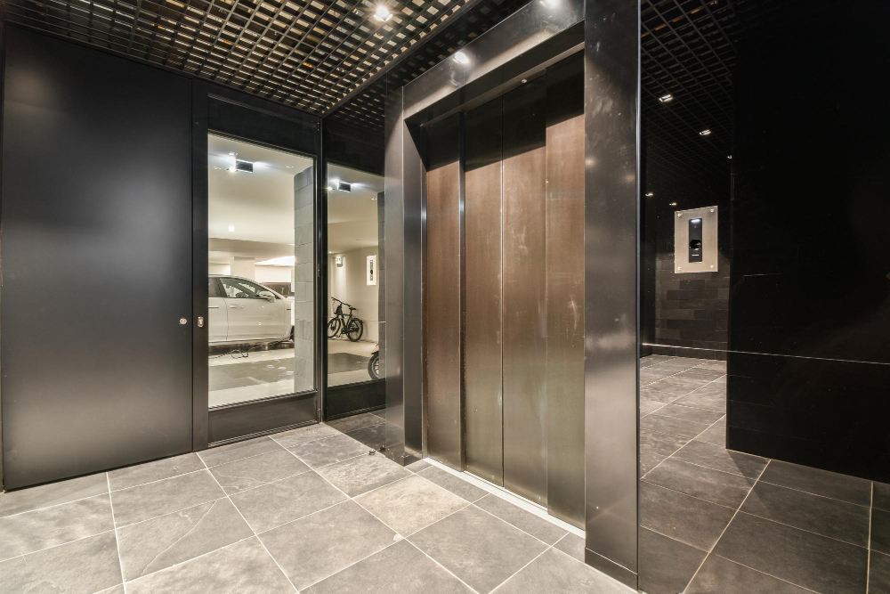 elevator