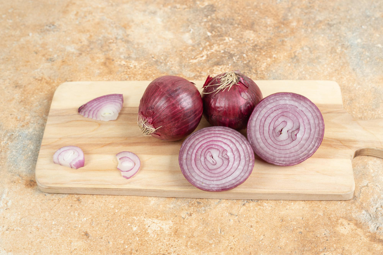sliced onion