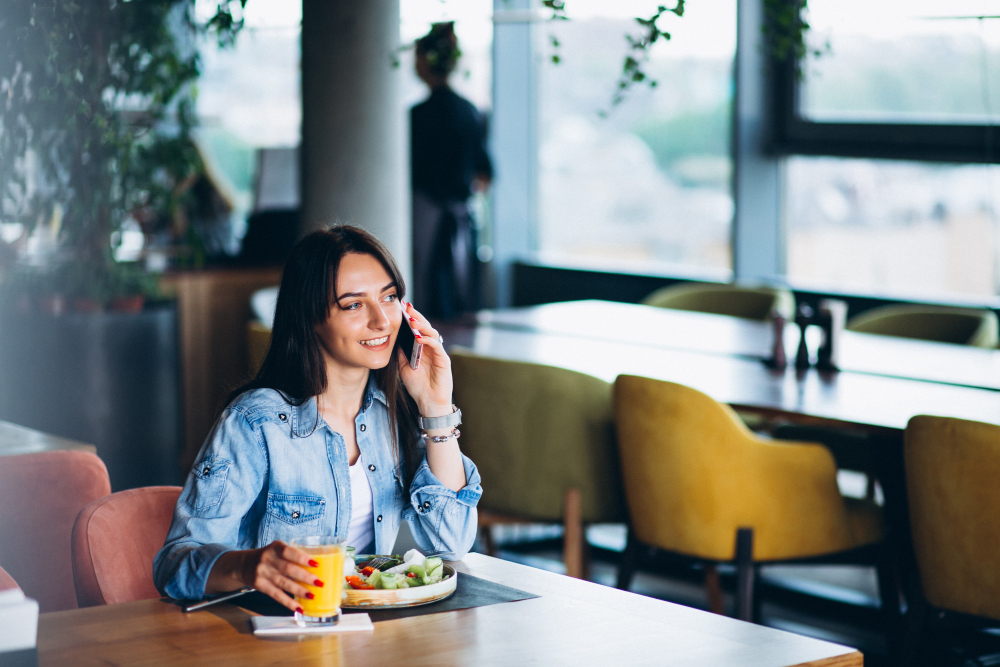 Traveler in Restraunt