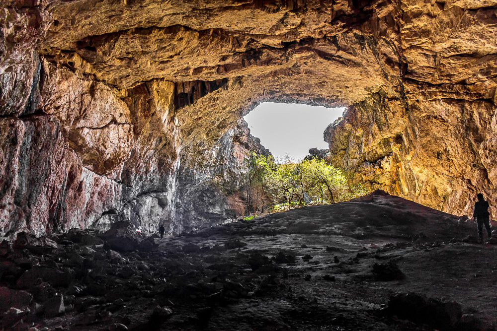 cave