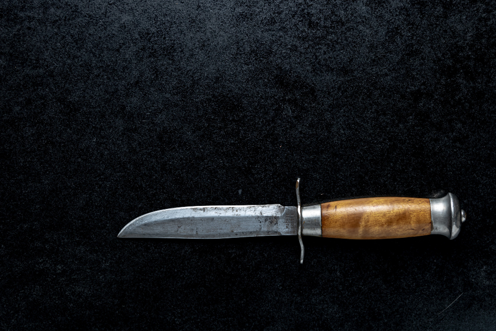 blade edge metal