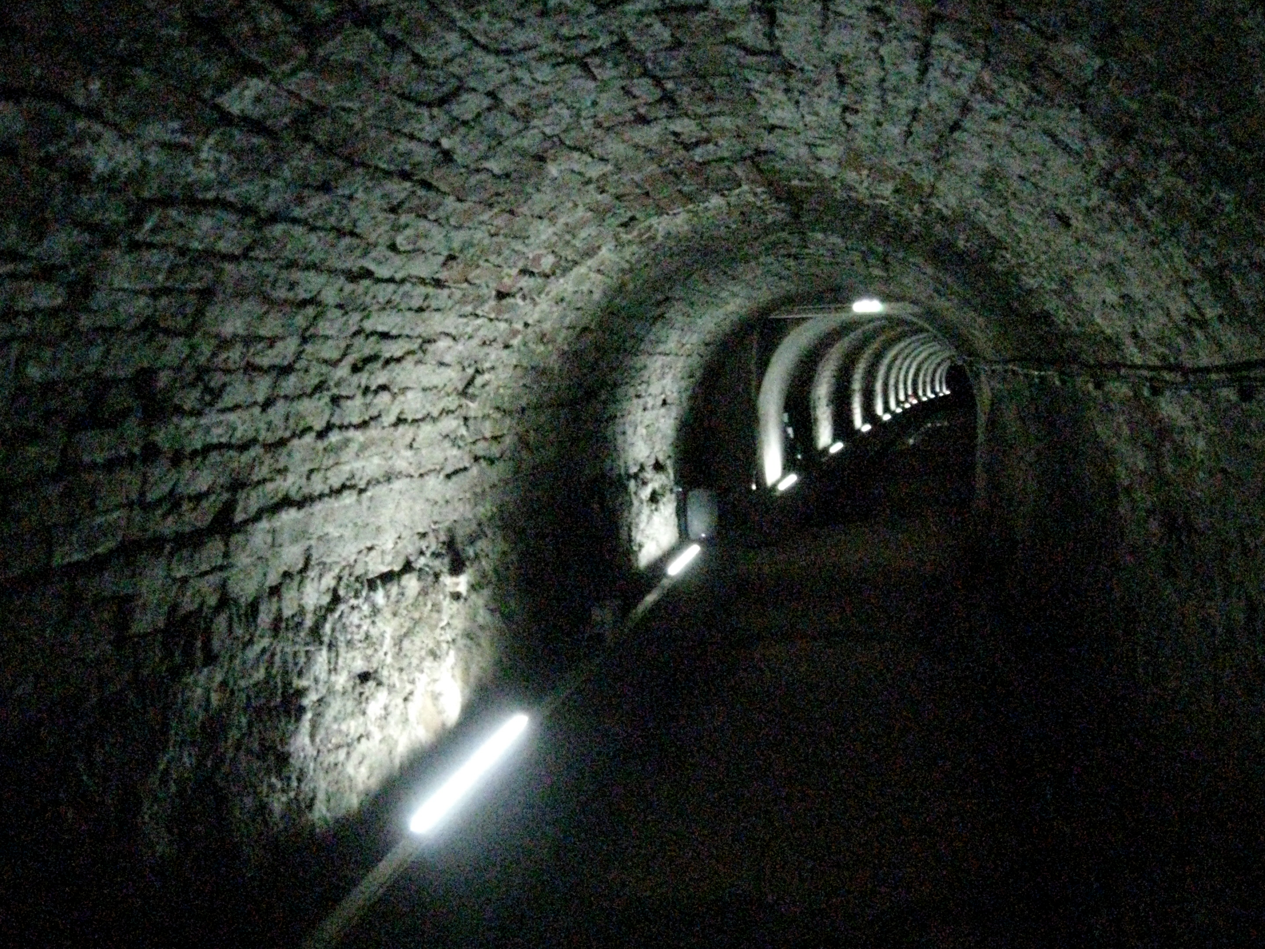 tunnel
