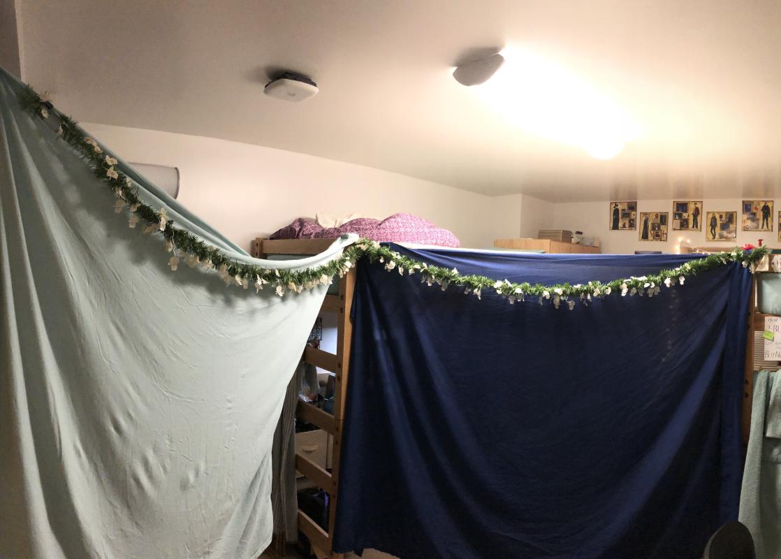 children blanket fort