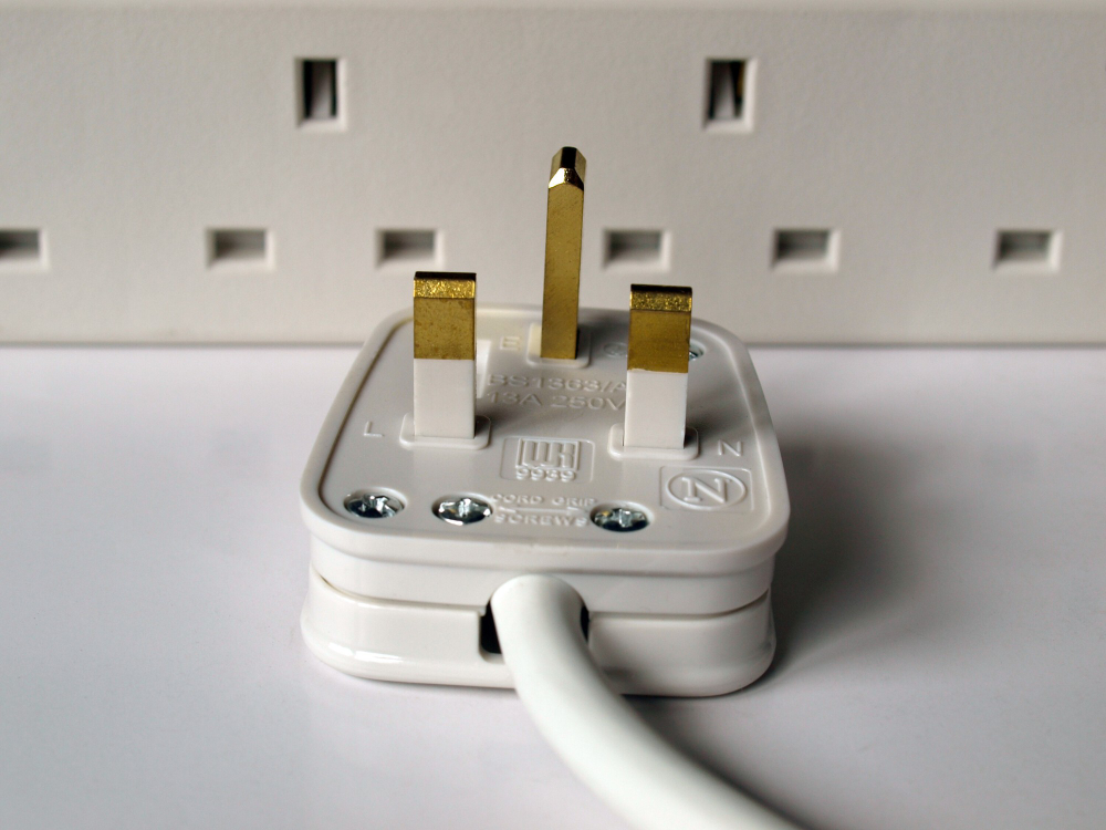three pin plug