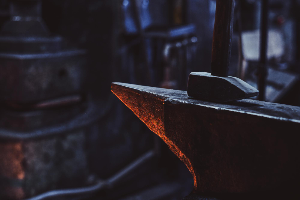 blacksmith forge anvil