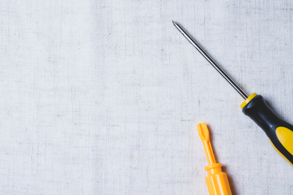 Cross-Head Screwdriver