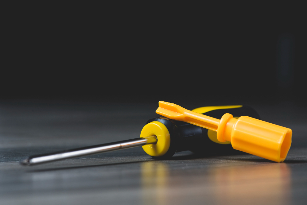 Cross-Head Screwdriver