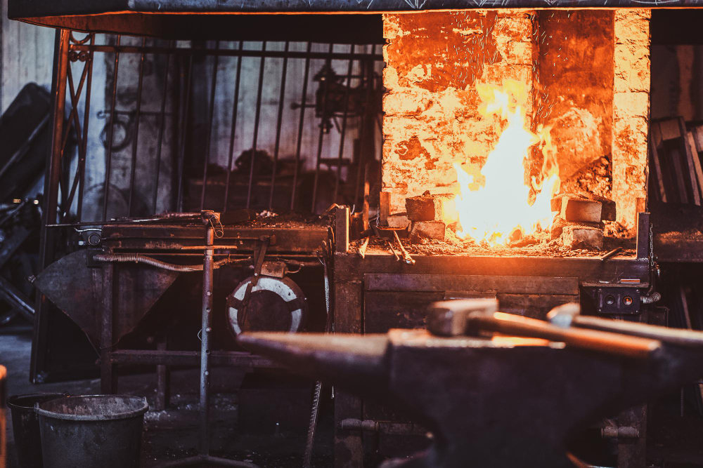 blacksmith forge anvil