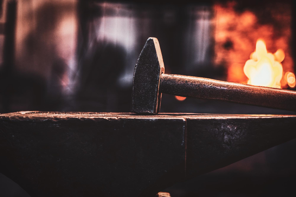 blacksmith forge anvil