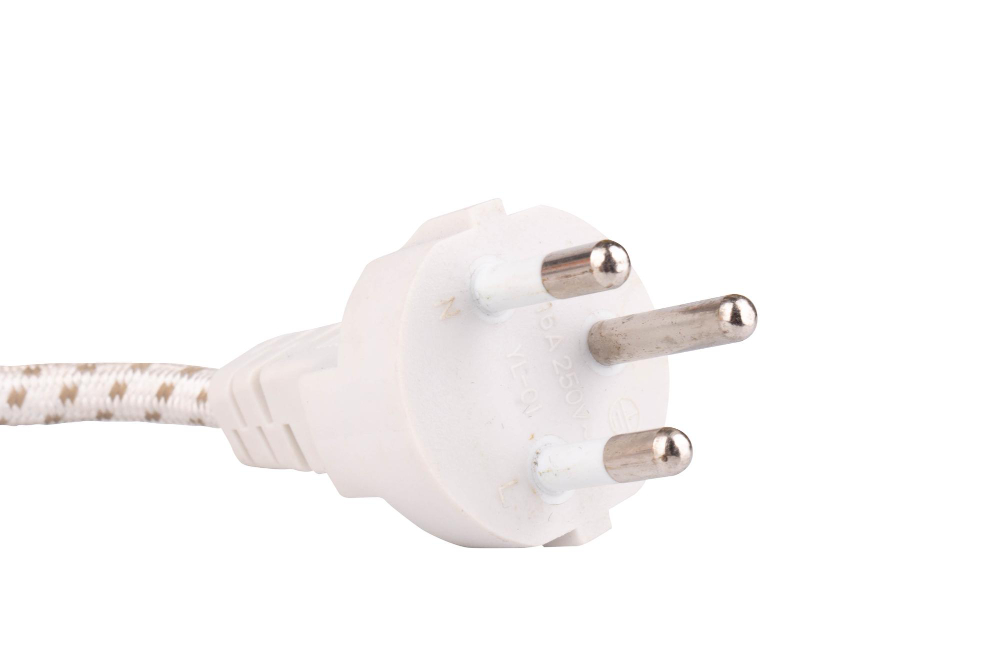 three pin plug