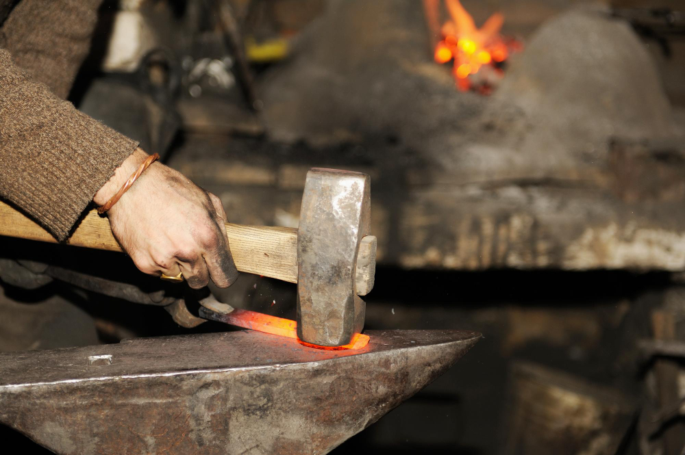 blacksmith forge anvil