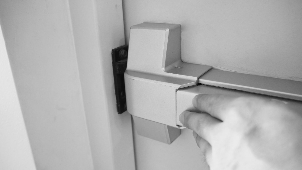 panic bar emergency exit door