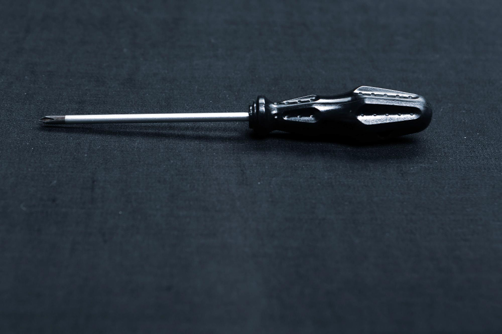 Cross-Head Screwdriver