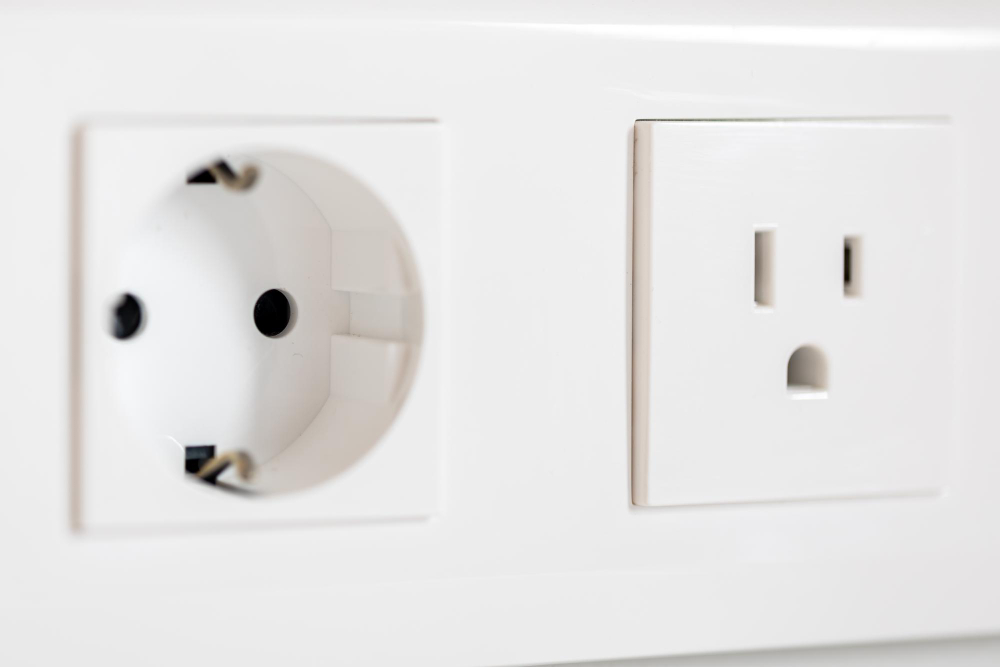 three pin plug