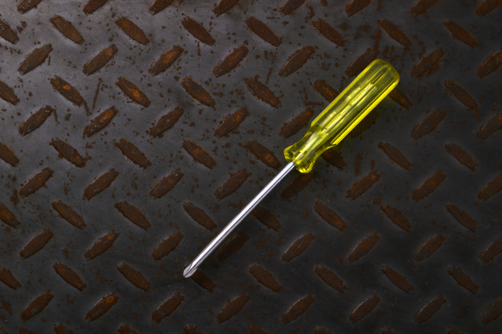 Cross-Head Screwdriver
