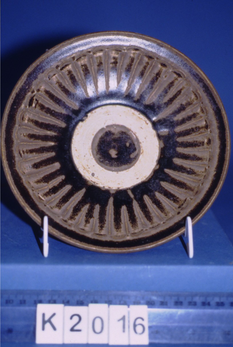 Plate