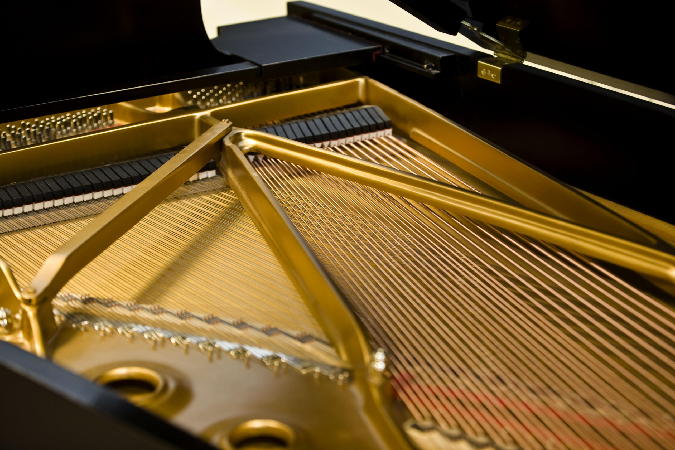 Piano Factory