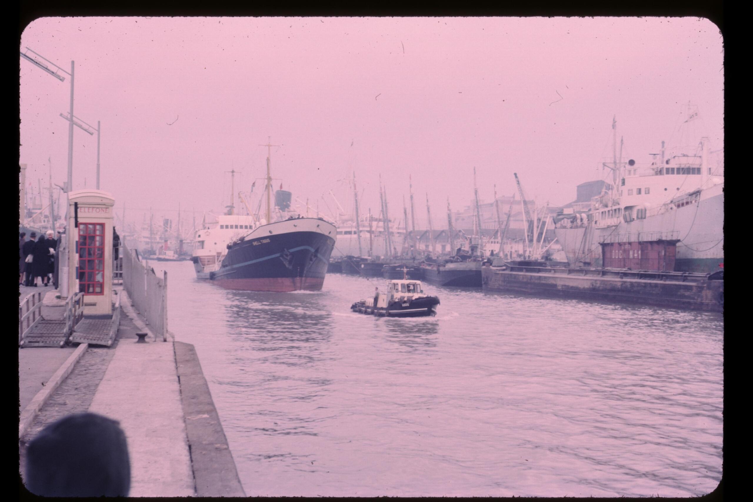 Harbour Tug Crew