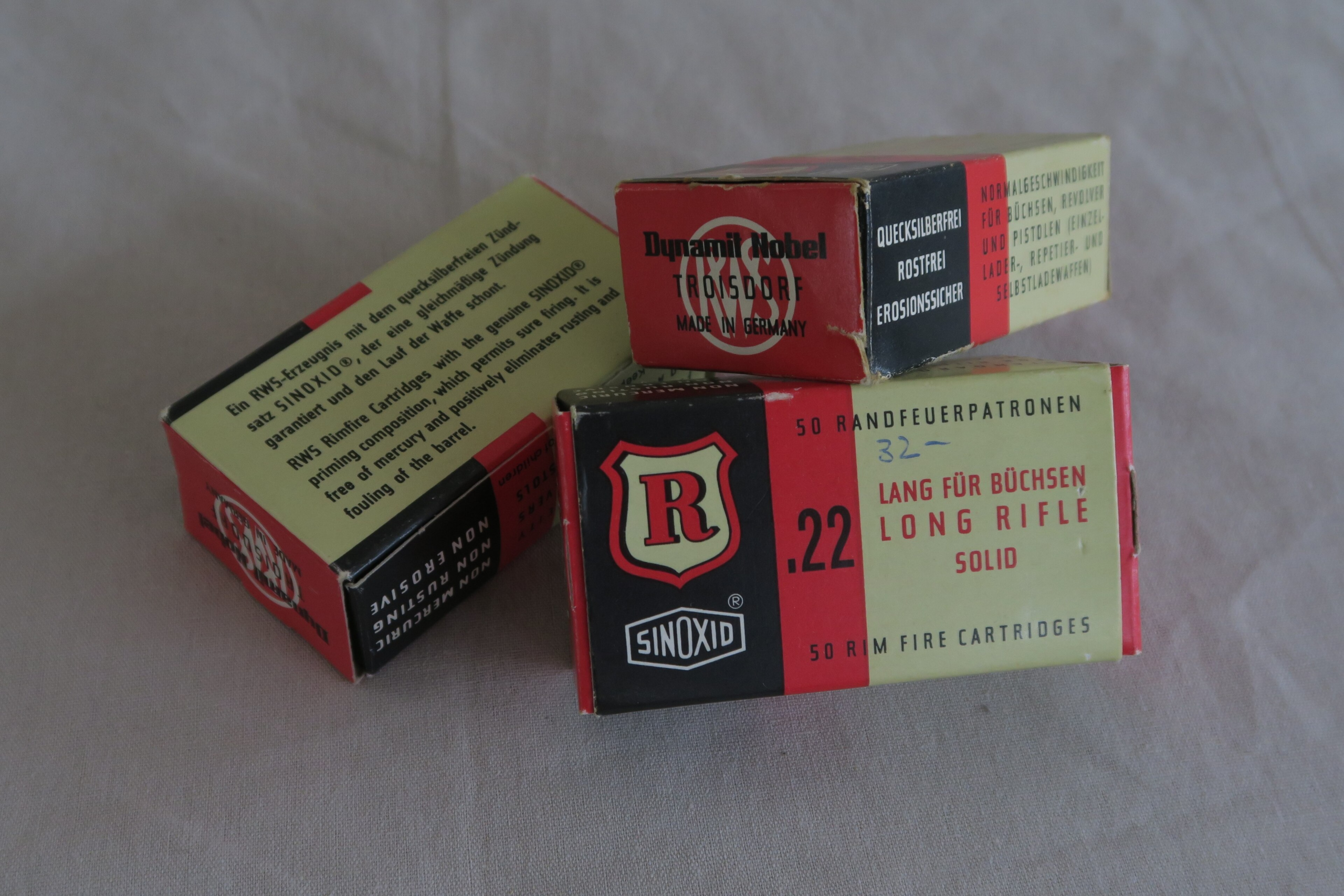 10 Things Every American Kid Was Sent to Buy Alone in 1970 That No Store Would Sell Them Now – Starting With Cigarettes and a Handwritten Note