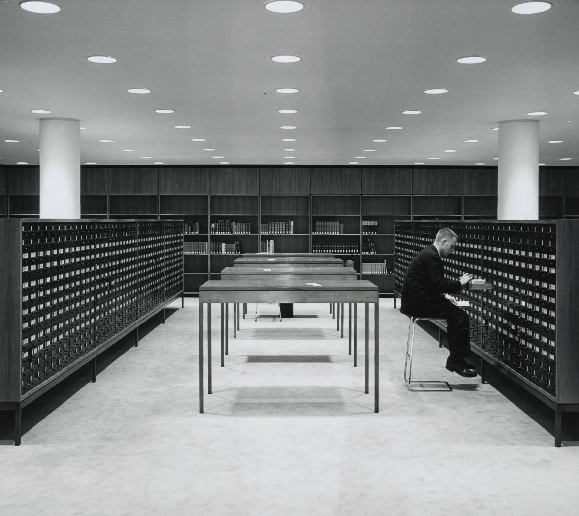 Mail Order Warehouse