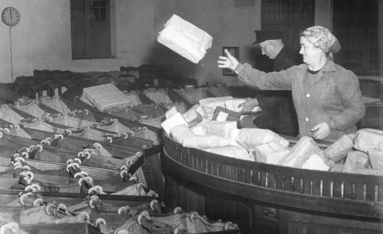 Mail Order Warehouse