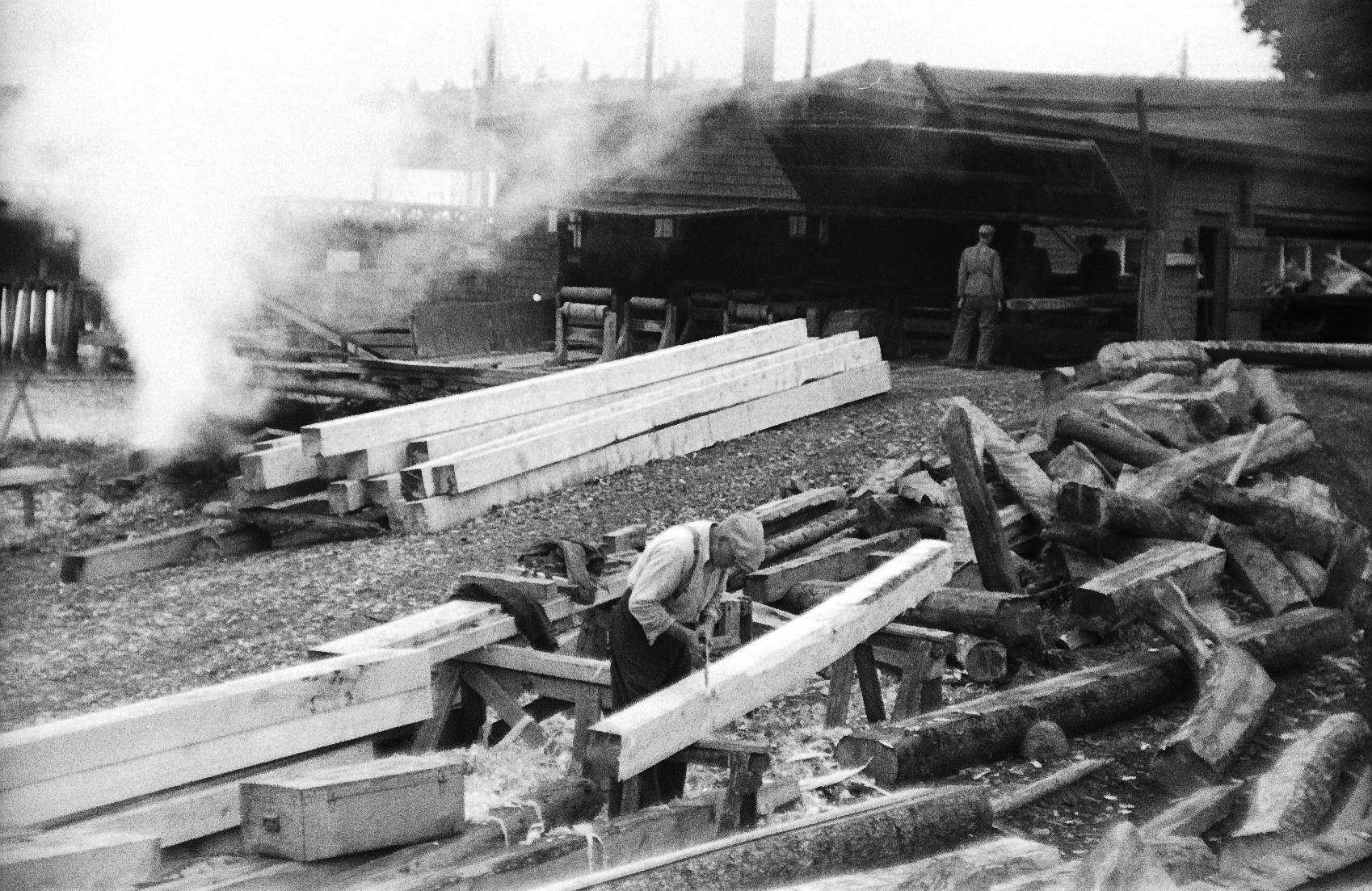 16 Things That Were Normal in a Wooden Boatyard in 1960 That Fibreglass Made Unnecessary