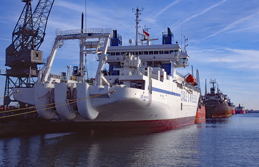 Cable Ship